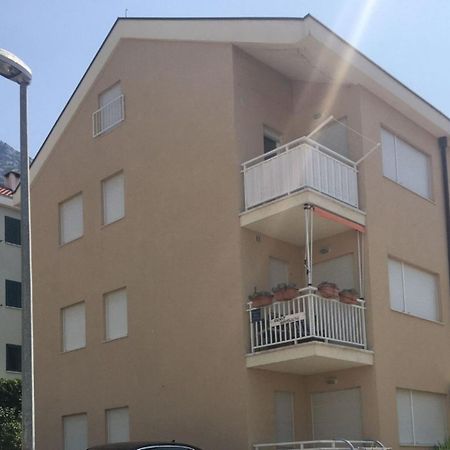 Apartment Zdrave - Free Parking Makarska Exterior photo