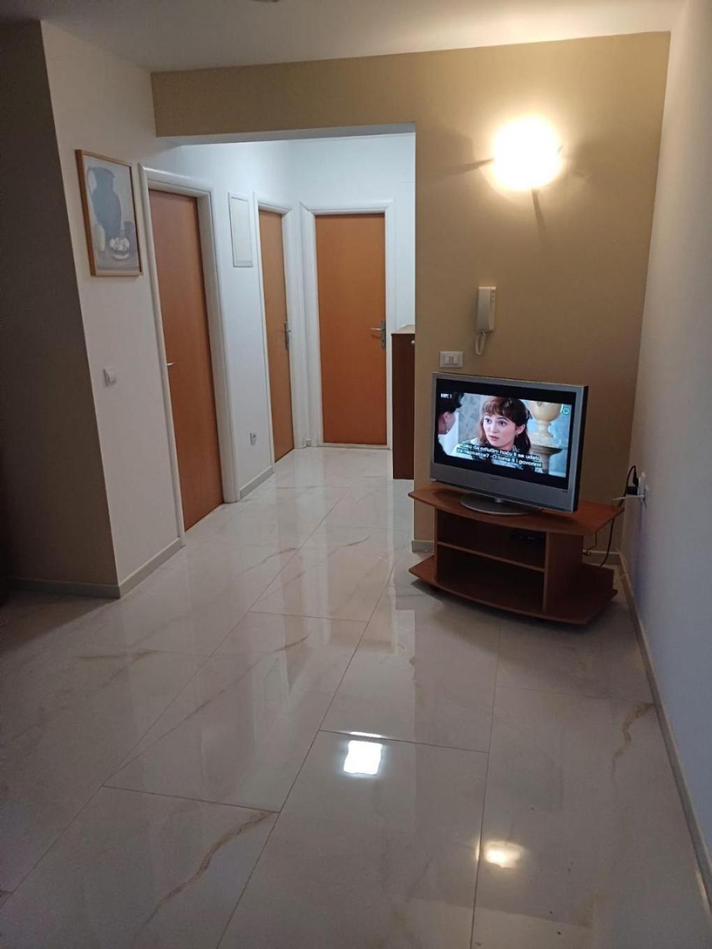 Apartment Zdrave - Free Parking Makarska Exterior photo