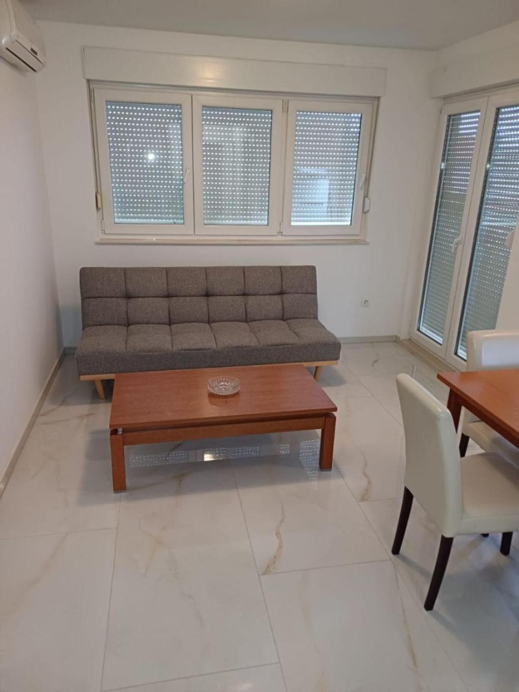 Apartment Zdrave - Free Parking Makarska Exterior photo