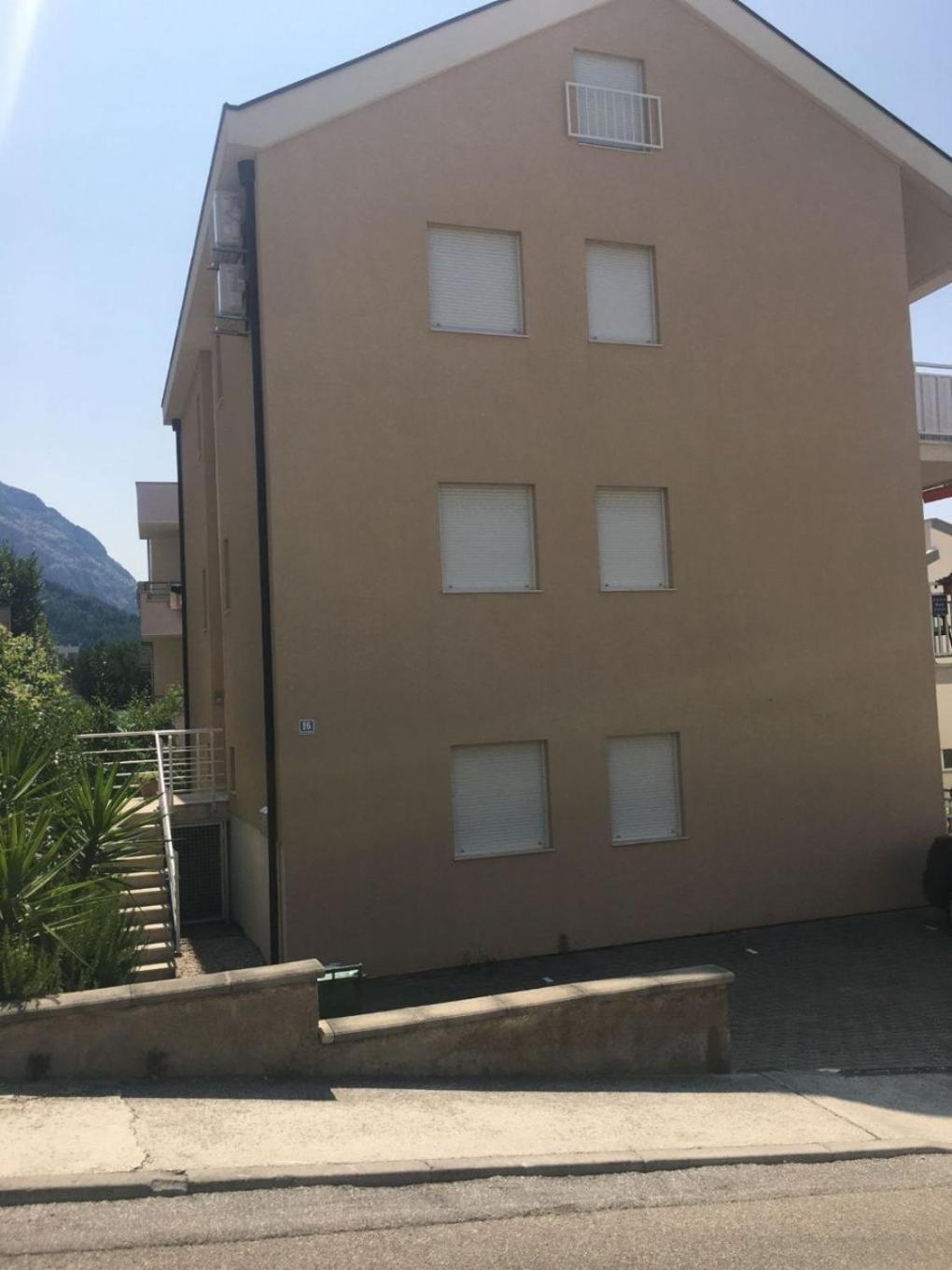 Apartment Zdrave - Free Parking Makarska Exterior photo